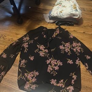 Women’s business casual long sleeve blouse with ruffle